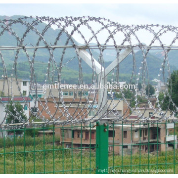 Chinese Supplier Professional Galvanized razor barbed wire